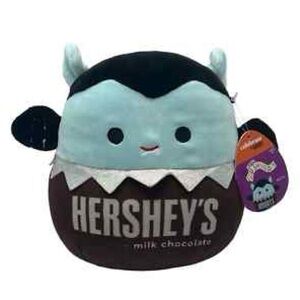 NWT Patricio Vampire Bat Hershey's Squishmallows 7"